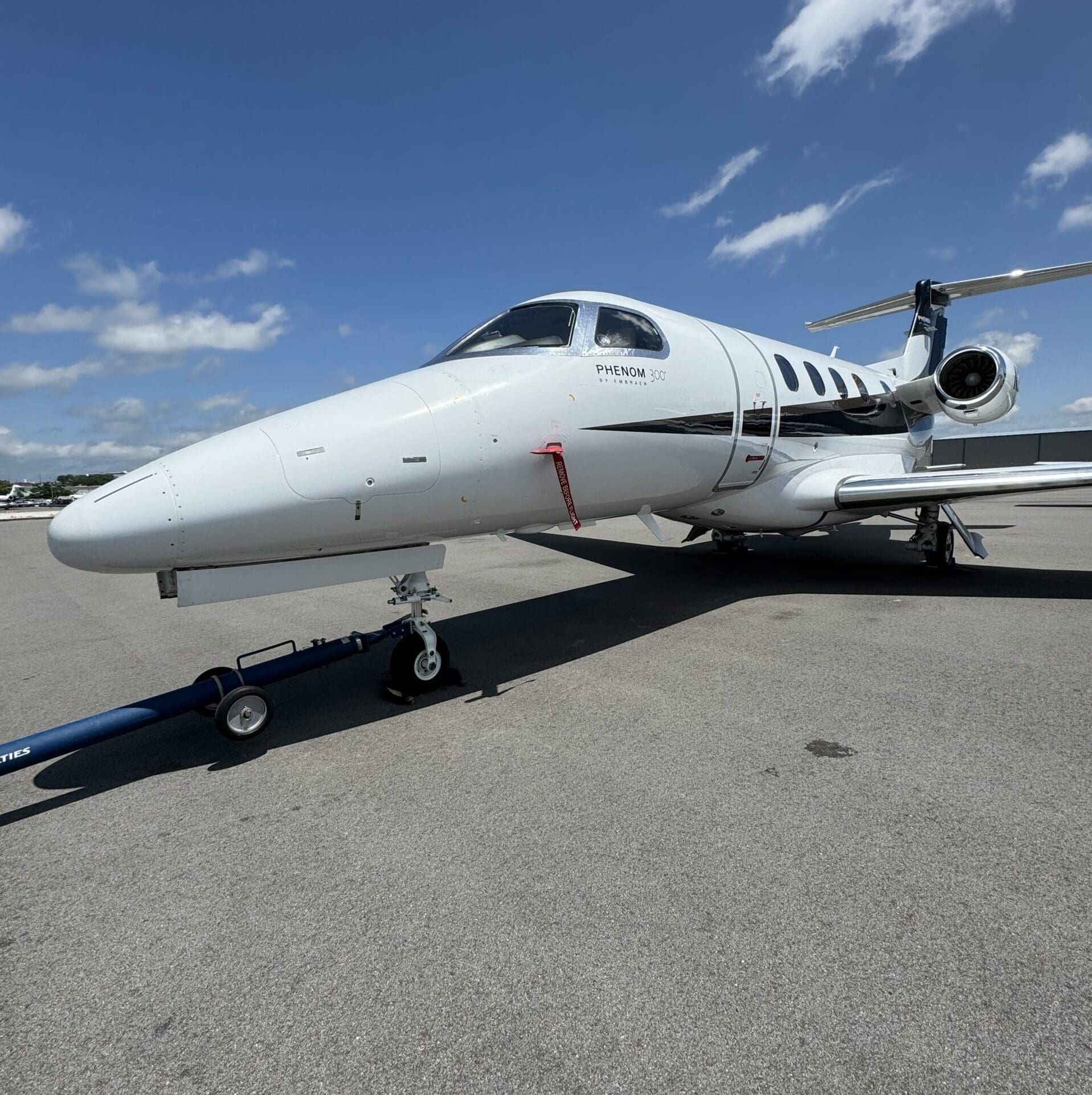 Phenom 300 Exterior Detail KJWN